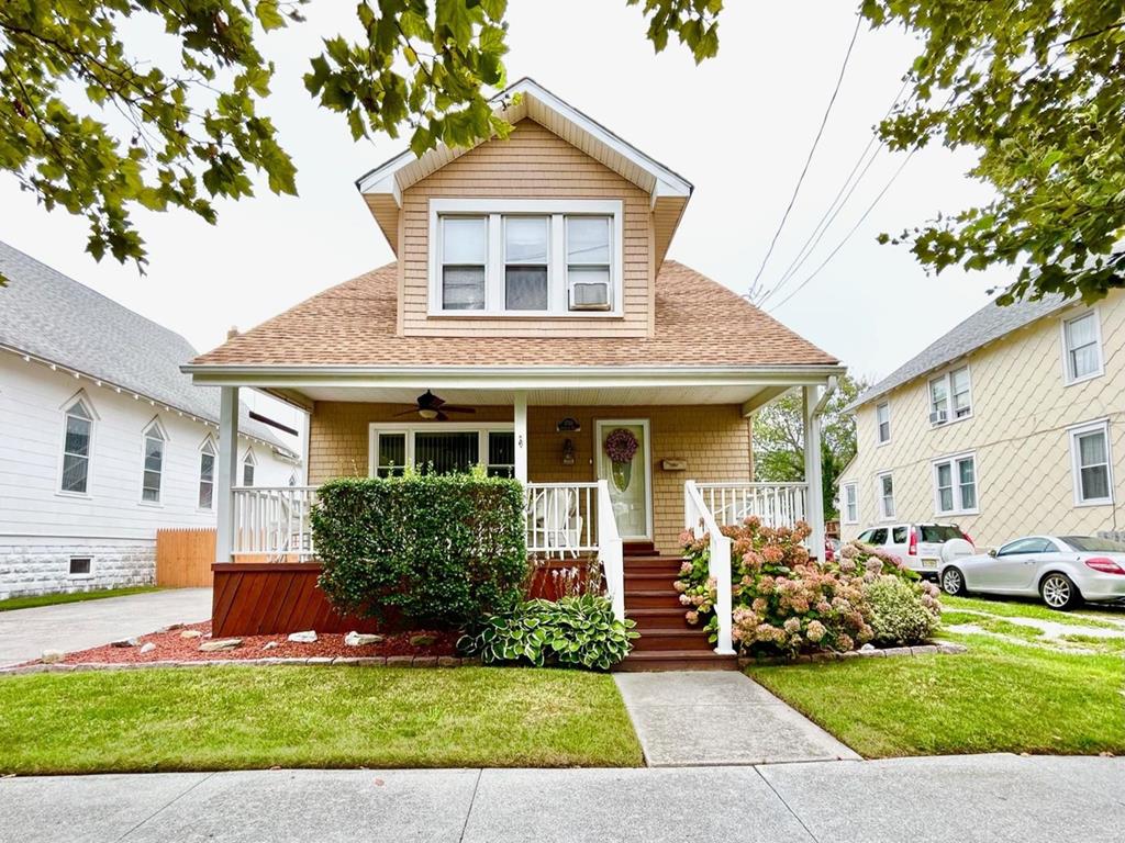 1710 CENTRAL AVENUE SINGLE FAMILY VACATION RENTAL NORTH WILDWOOD